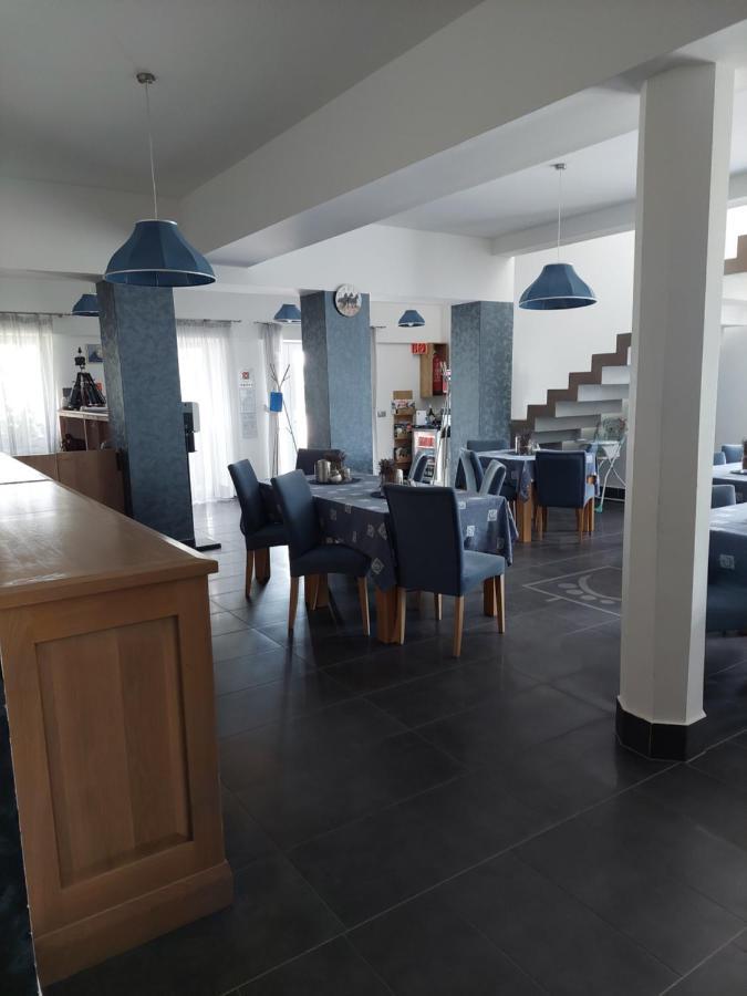 Hédervár 海勒瓦利洛瓦斯旅馆酒店 外观 照片