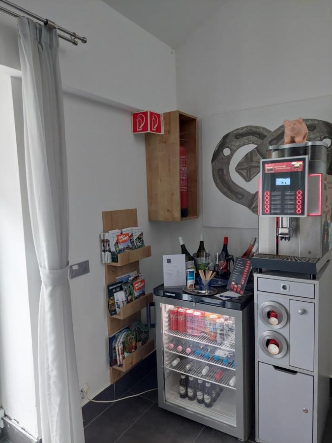 Hédervár 海勒瓦利洛瓦斯旅馆酒店 外观 照片